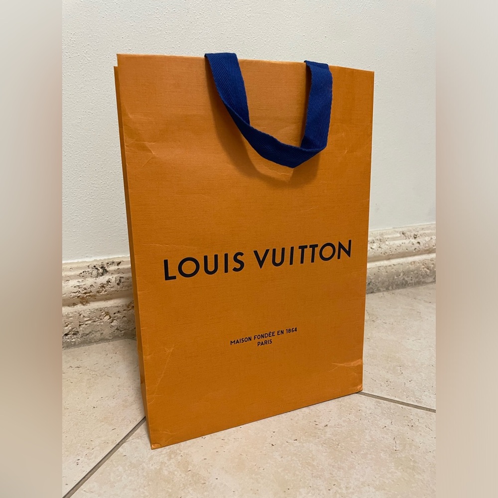 Louis Vuitton shopping bag!